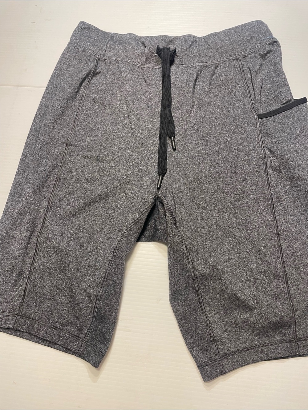 Lululemon For The People Shorts Men Sz L Heather Gray Athletic Gym Training Yoga